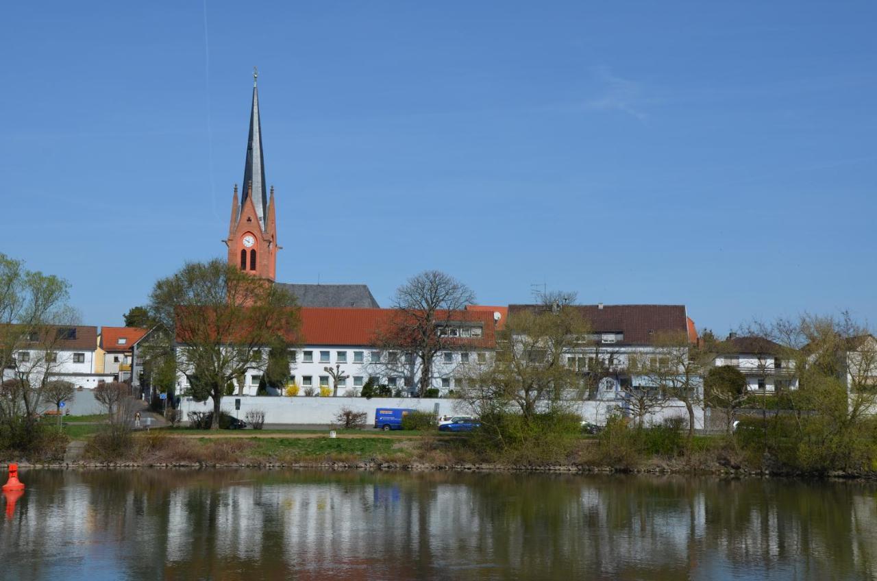 Hotel Restaurant Zum Schiffchen Maintal Bagian luar foto